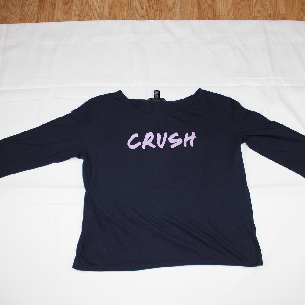 Victoria's Secret Long Sleeves LARGE Black CRUSH